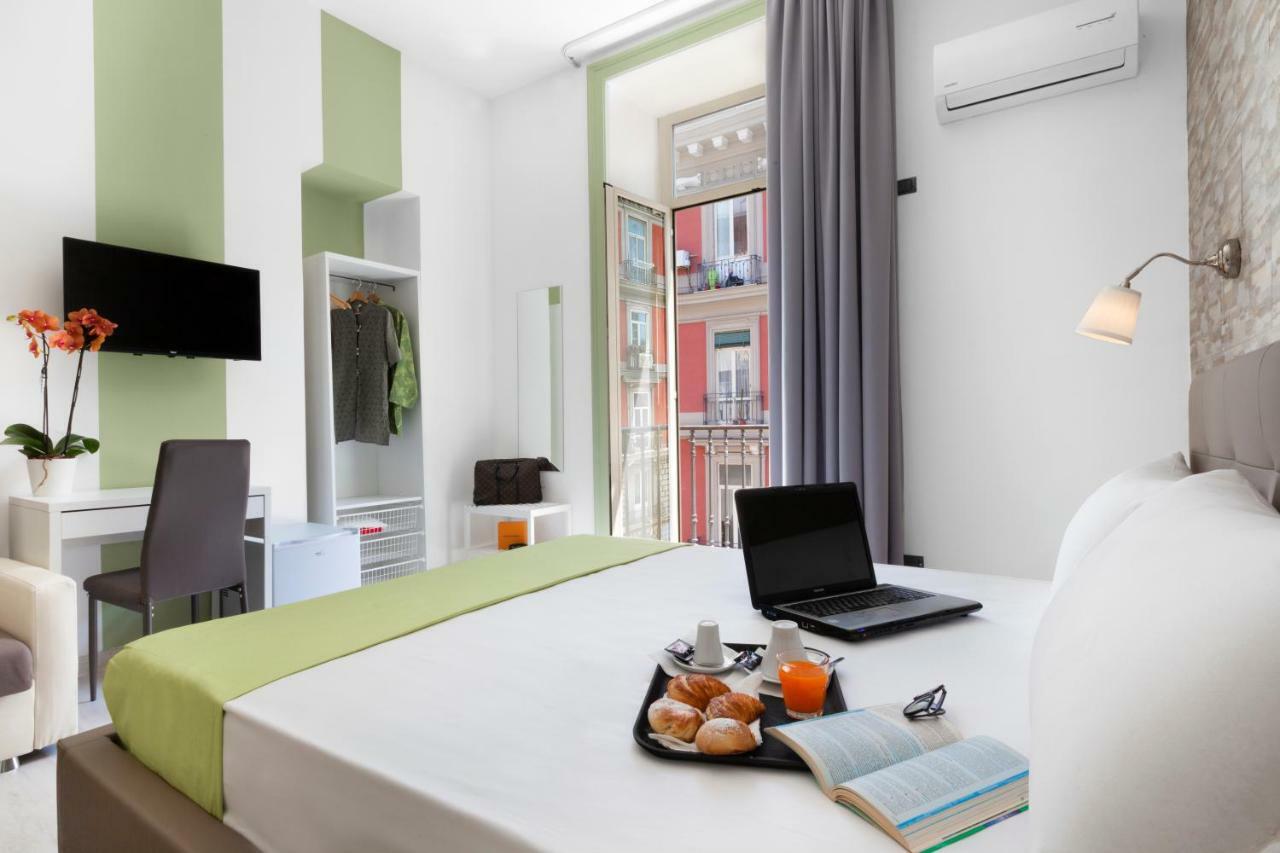 Bed and Breakfast Rainbow Napoli Exterior foto