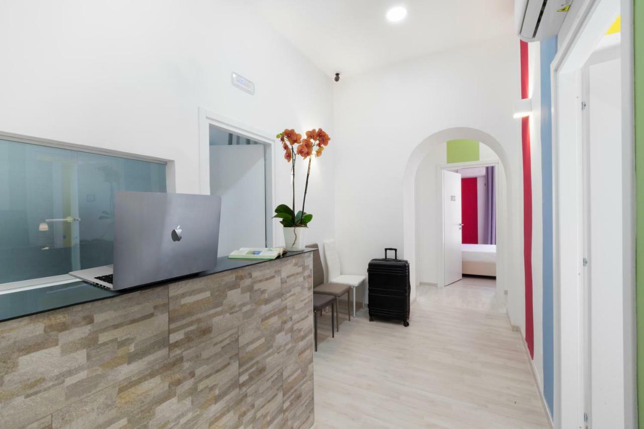 Bed and Breakfast Rainbow Napoli Exterior foto